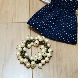 🍀2 for $15🍀 J crew Faux pearl bracelet cream and brass